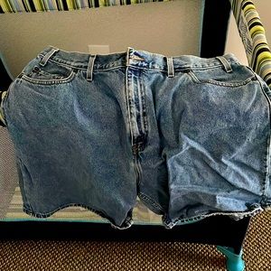 Vtg Levi’s Women’s Baggy Denim Shorts